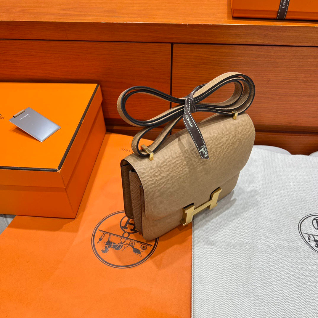 Hermes Constance 19