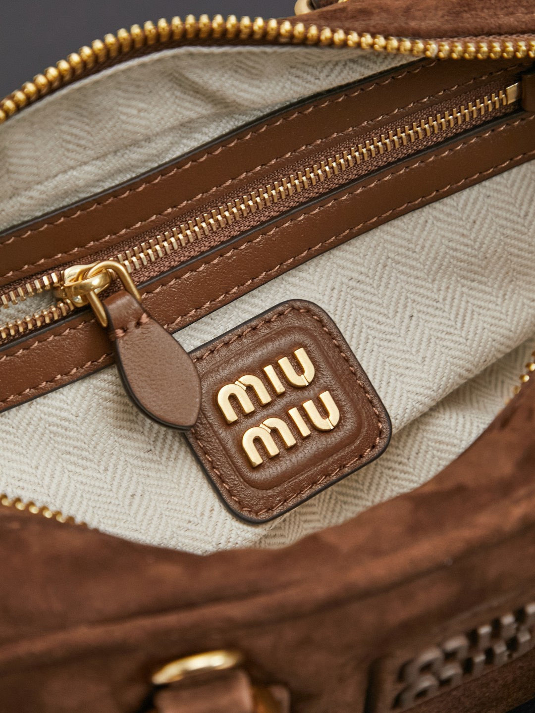 Miu Miu Bowling Bag 22x10.5x7.5cm