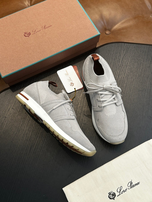 LP Sneakers