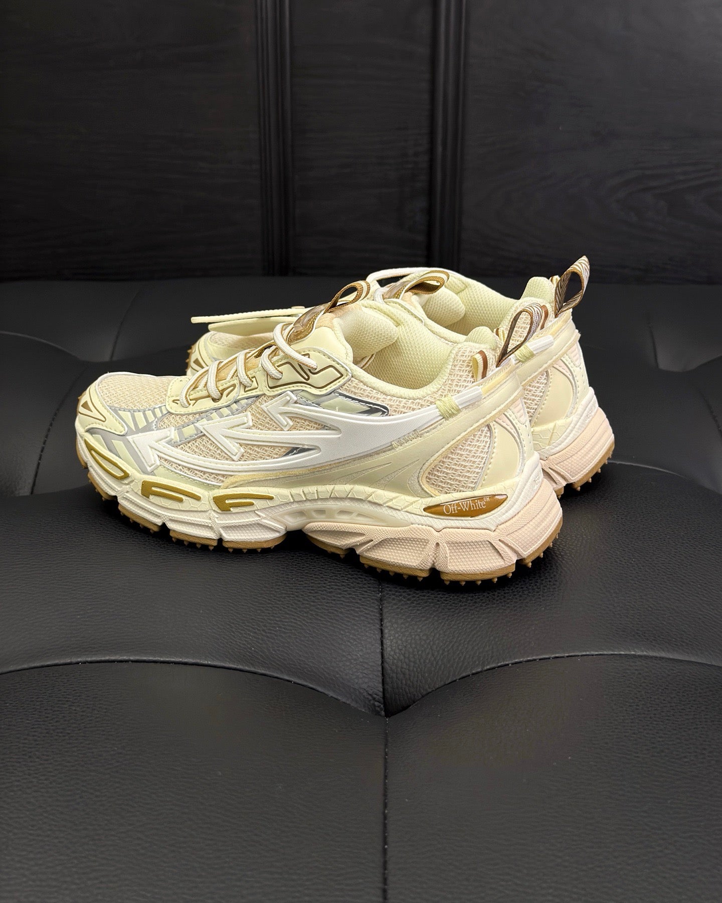 Off-White ODSY 1000 Sneaker