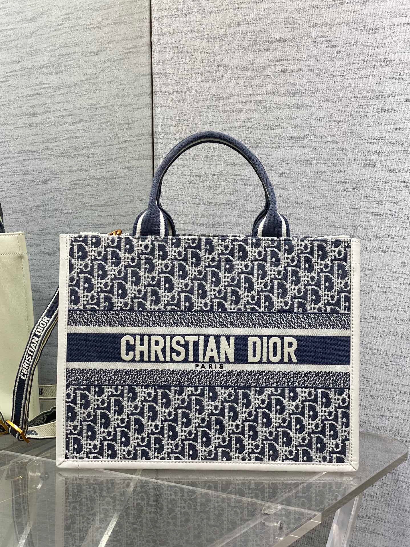 Dior Tote  36x16x27cm