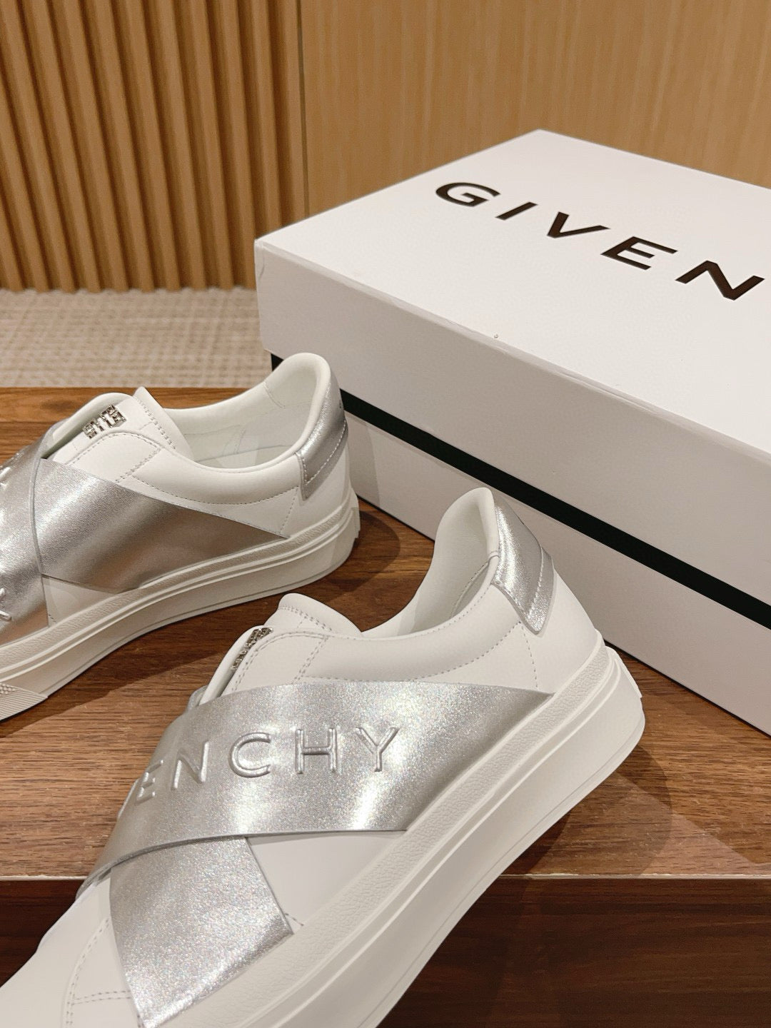 Givenchy Sneakers
