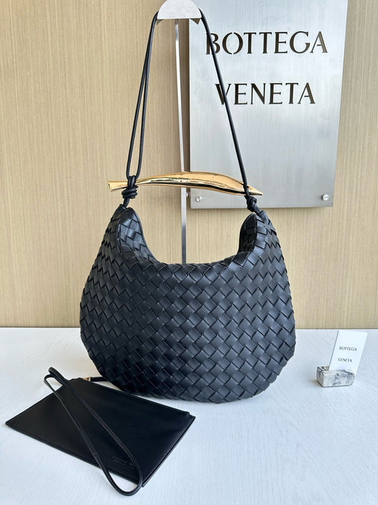 BV Baby Sardine Shoulder Bag
 39x31x12cm