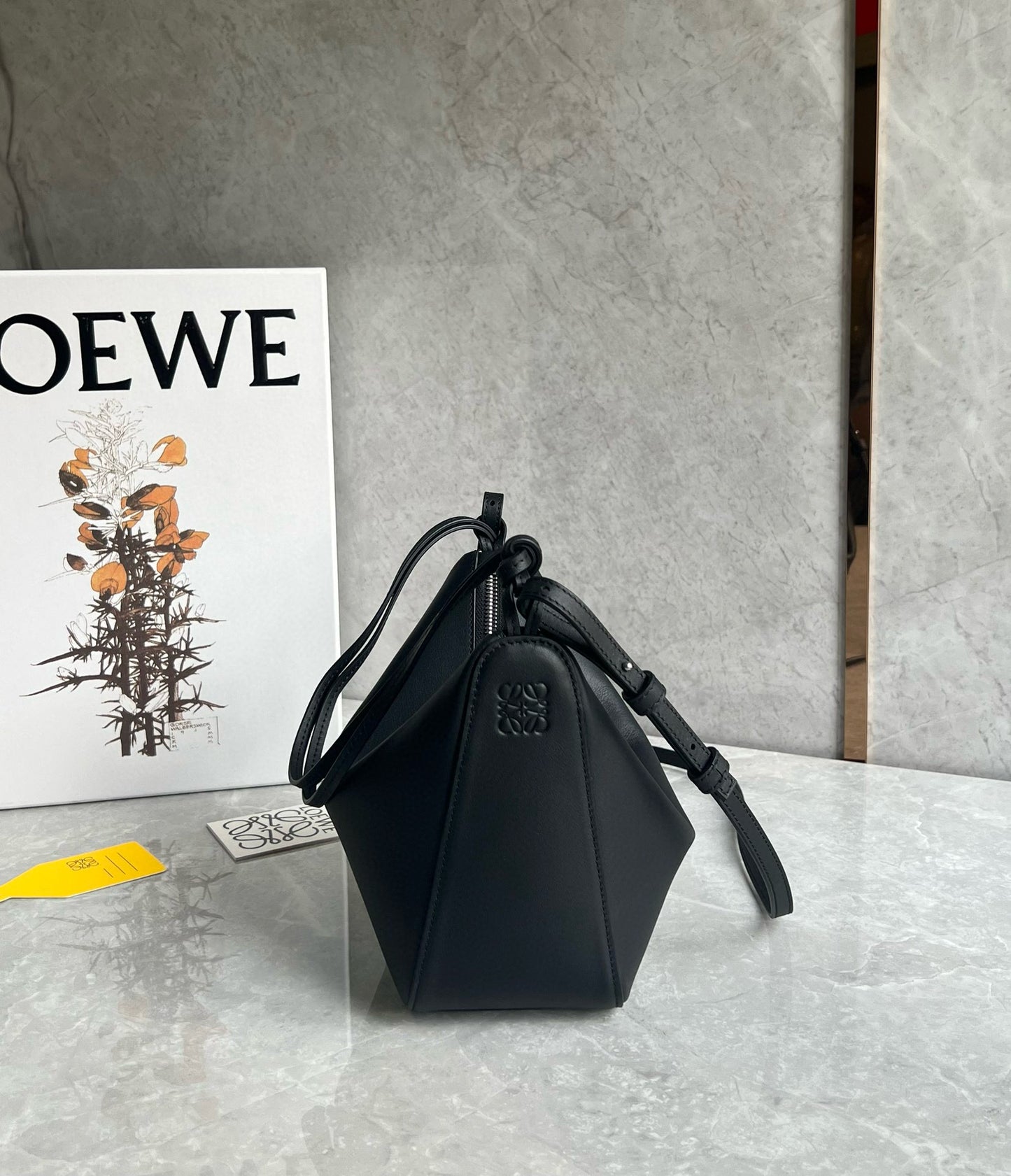Loewe Puzzle Shoulder Bag(28x17x9.5cm)