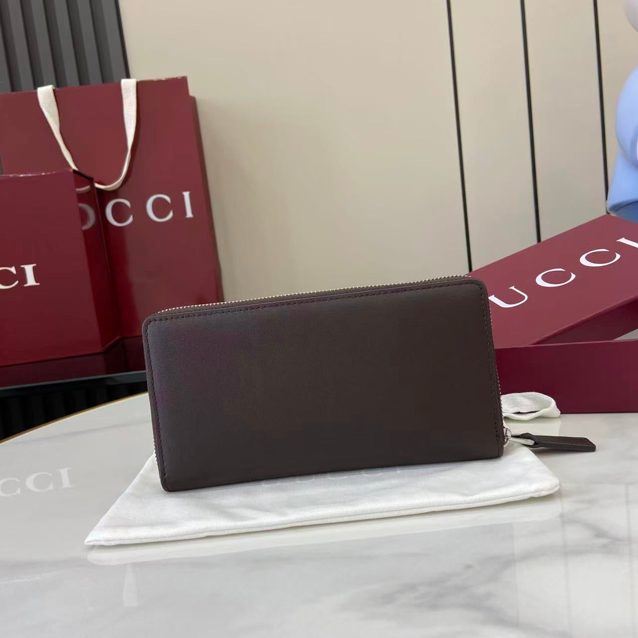 Gucci Long Zipped Wallet