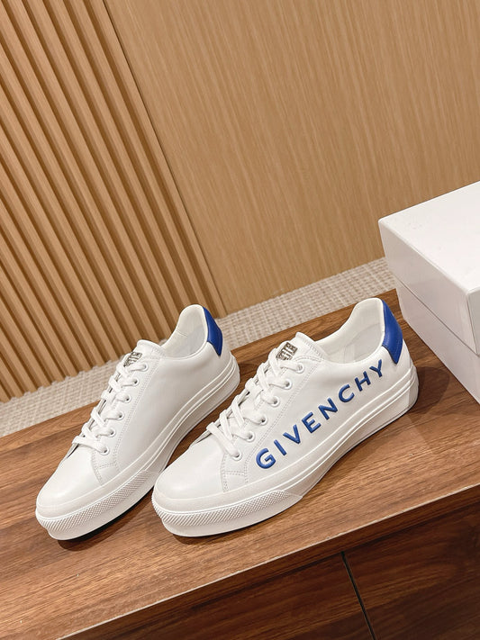 Givenchy Sneakers