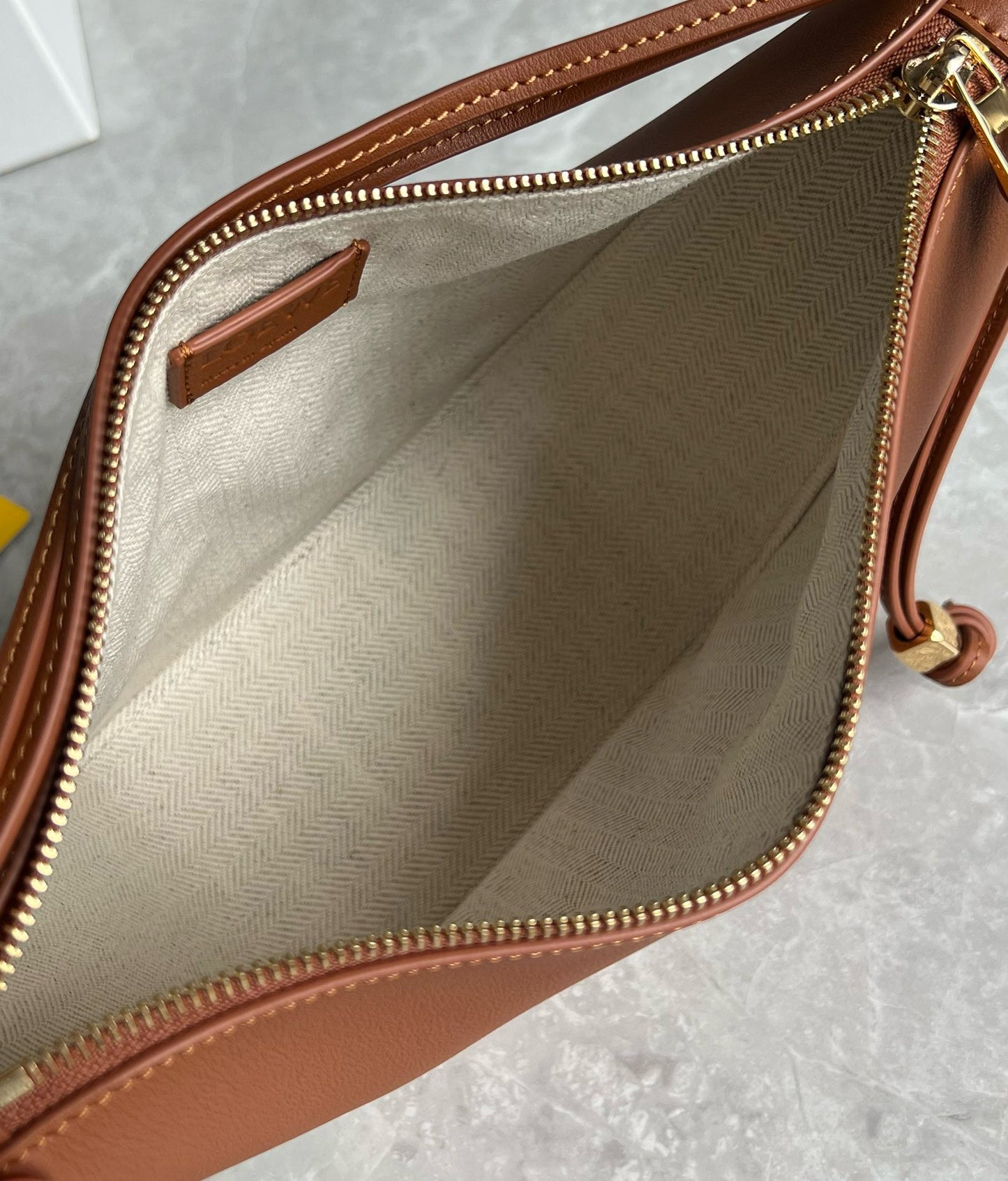 Loewe Puzzle Shoulder Bag(28x17x9.5cm)