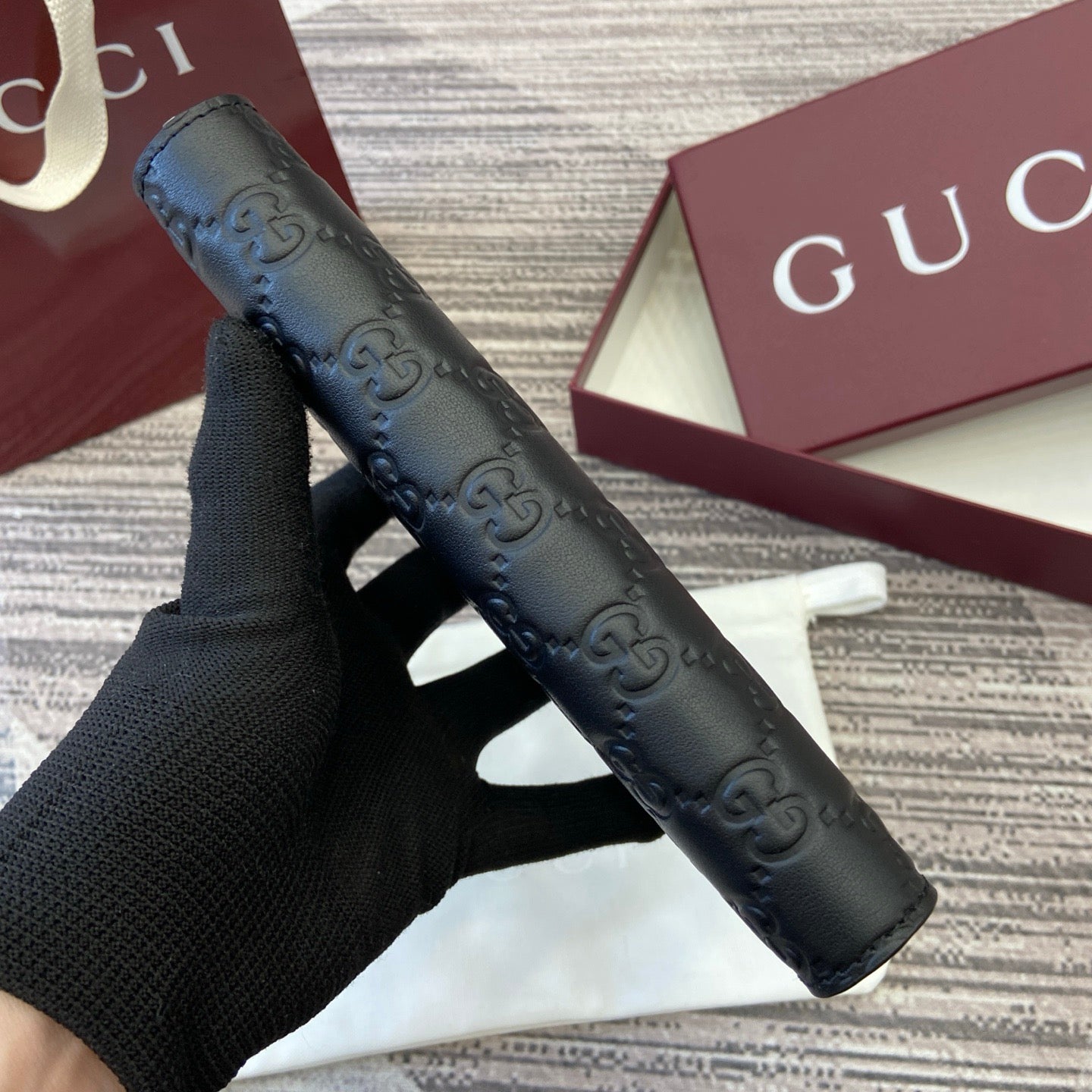 Gucci Long Zipped Wallet