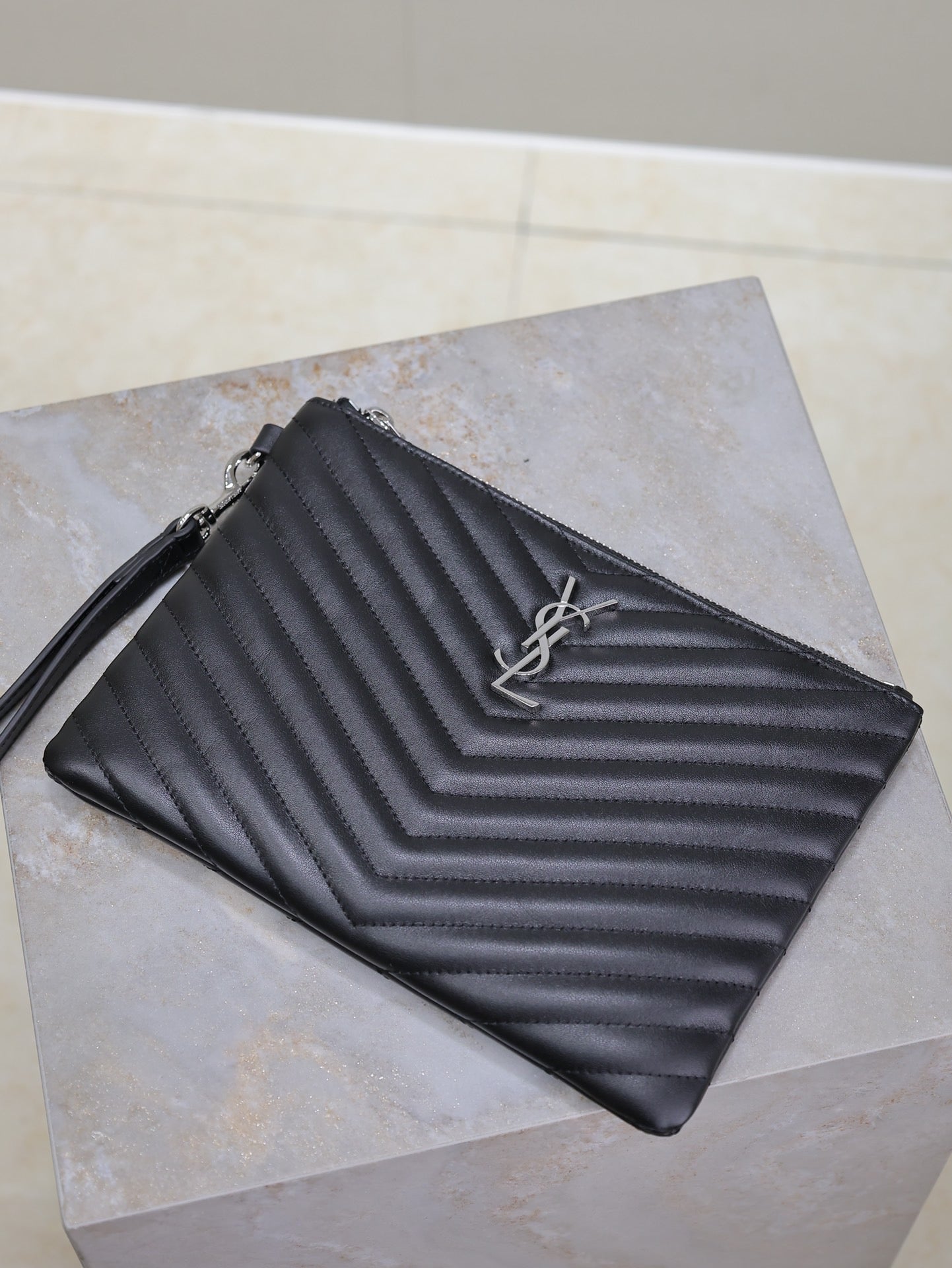 YSL Wallet 24cm