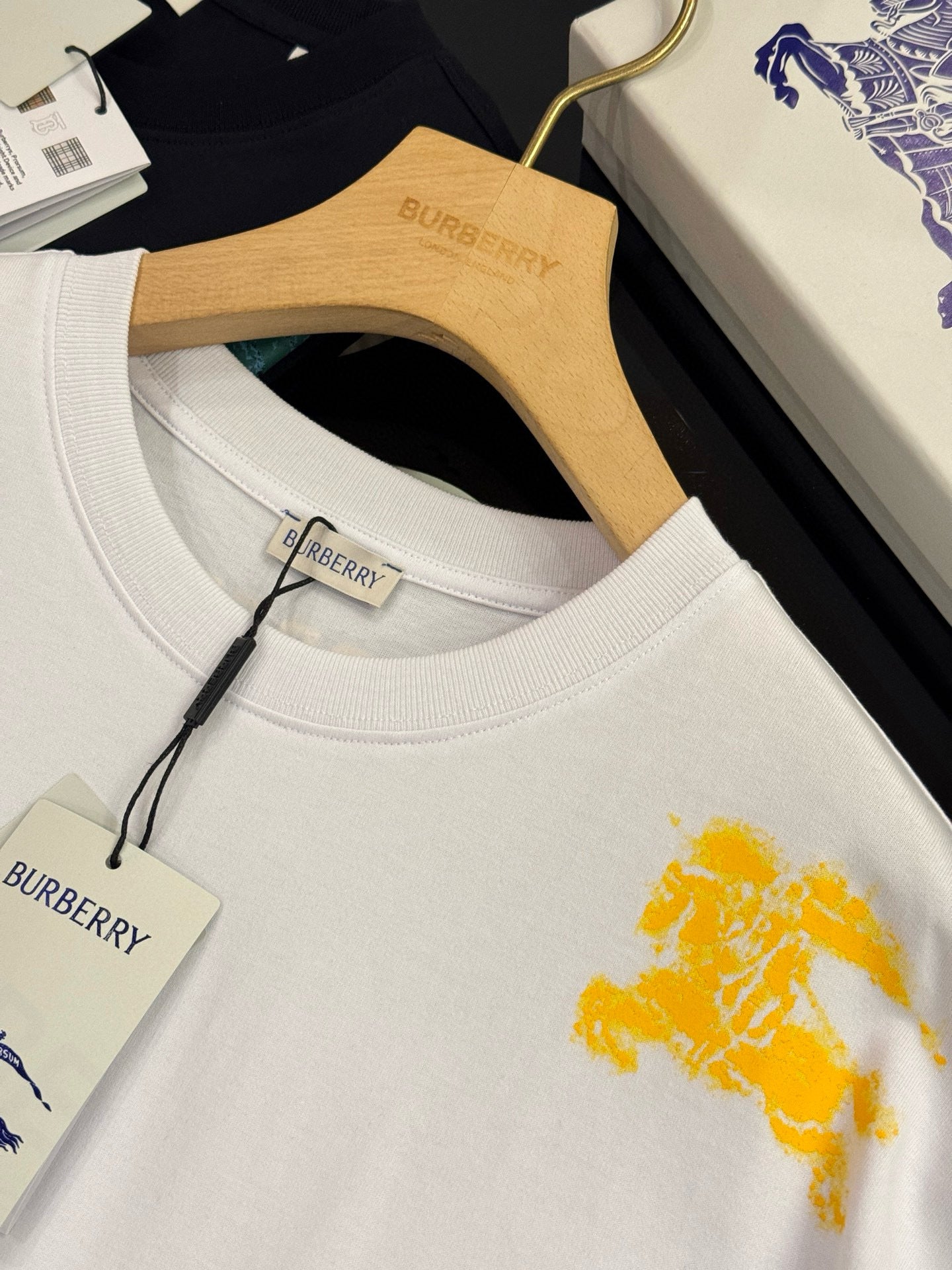 Burberry T-Shirt