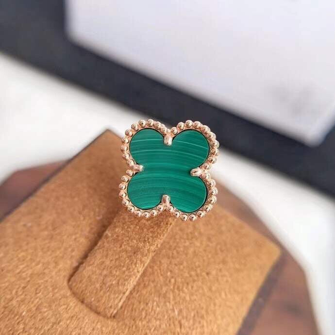 Van Cleef & Arpels Earrings