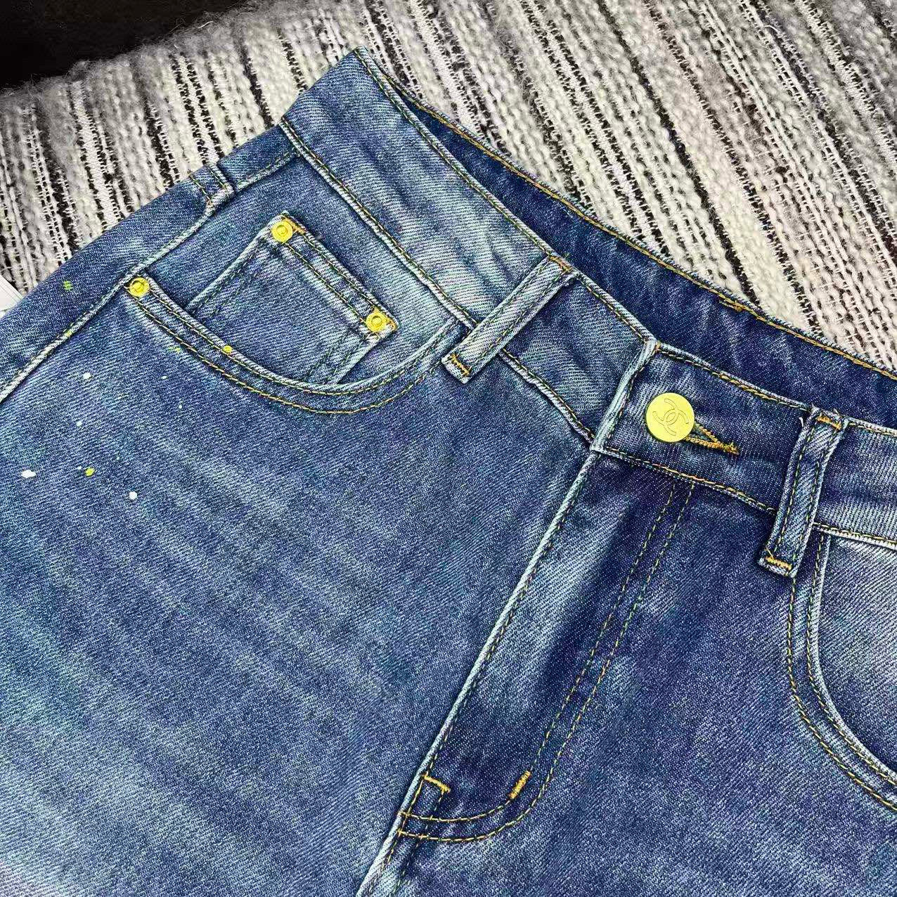 Chanel Jeans