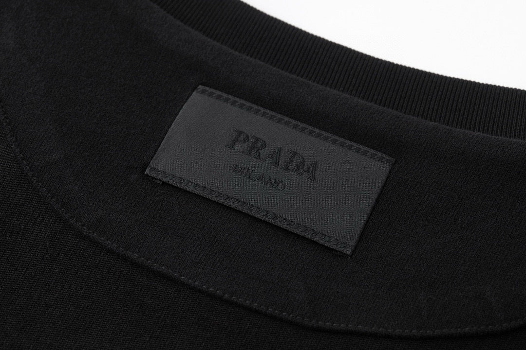 Camiseta Prada