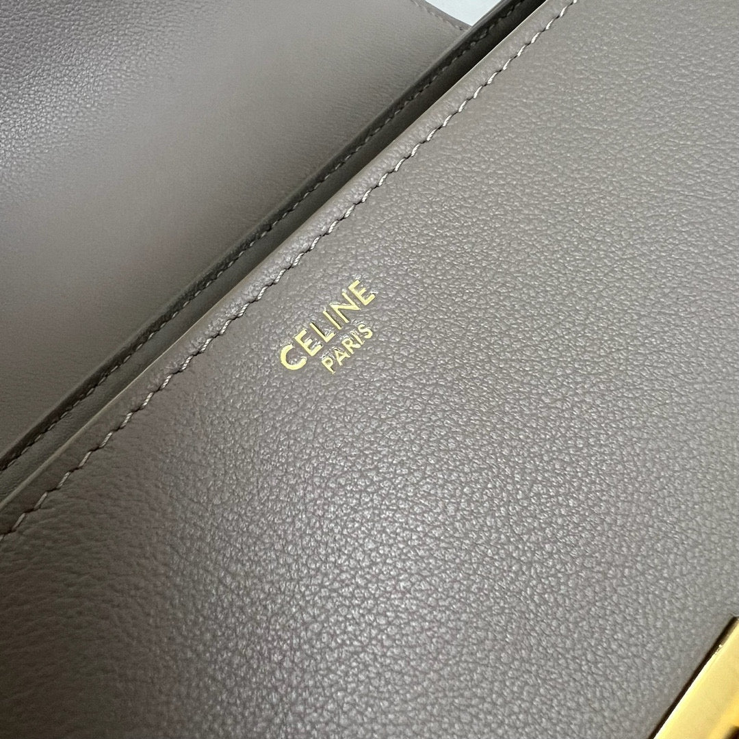 Celine Triomphe