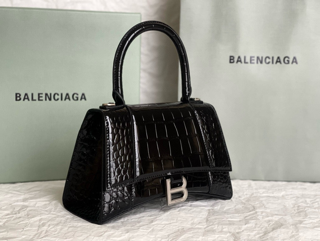 BLCG Hourglass Crocodile Top-handle Handbag
(23x10x24cm)