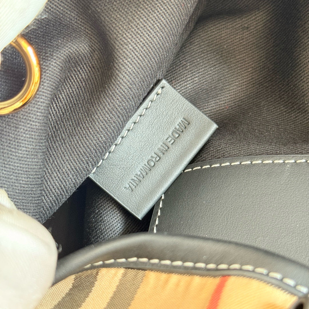 Burberry Bucket Bag(16CM*15CM*23CM)