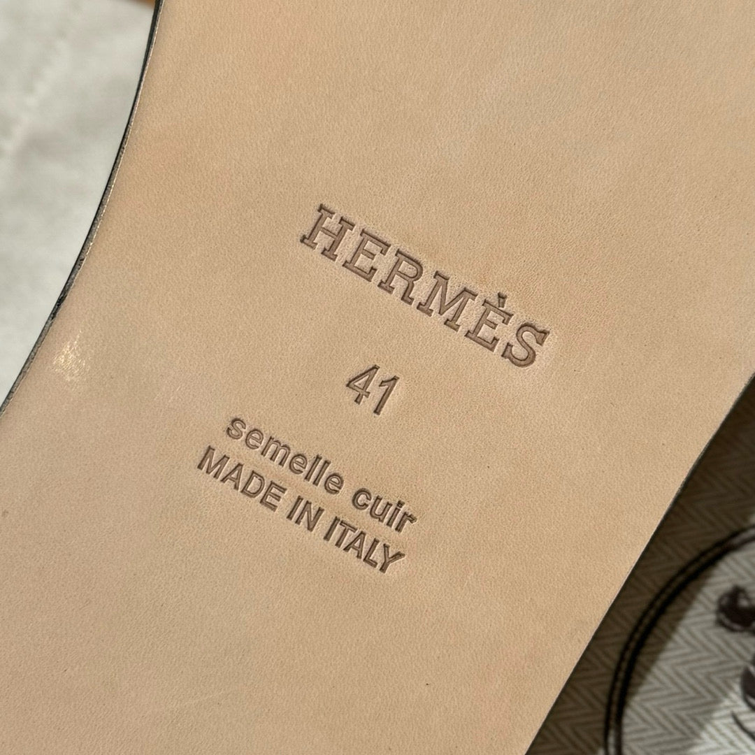 Hermes Slippers