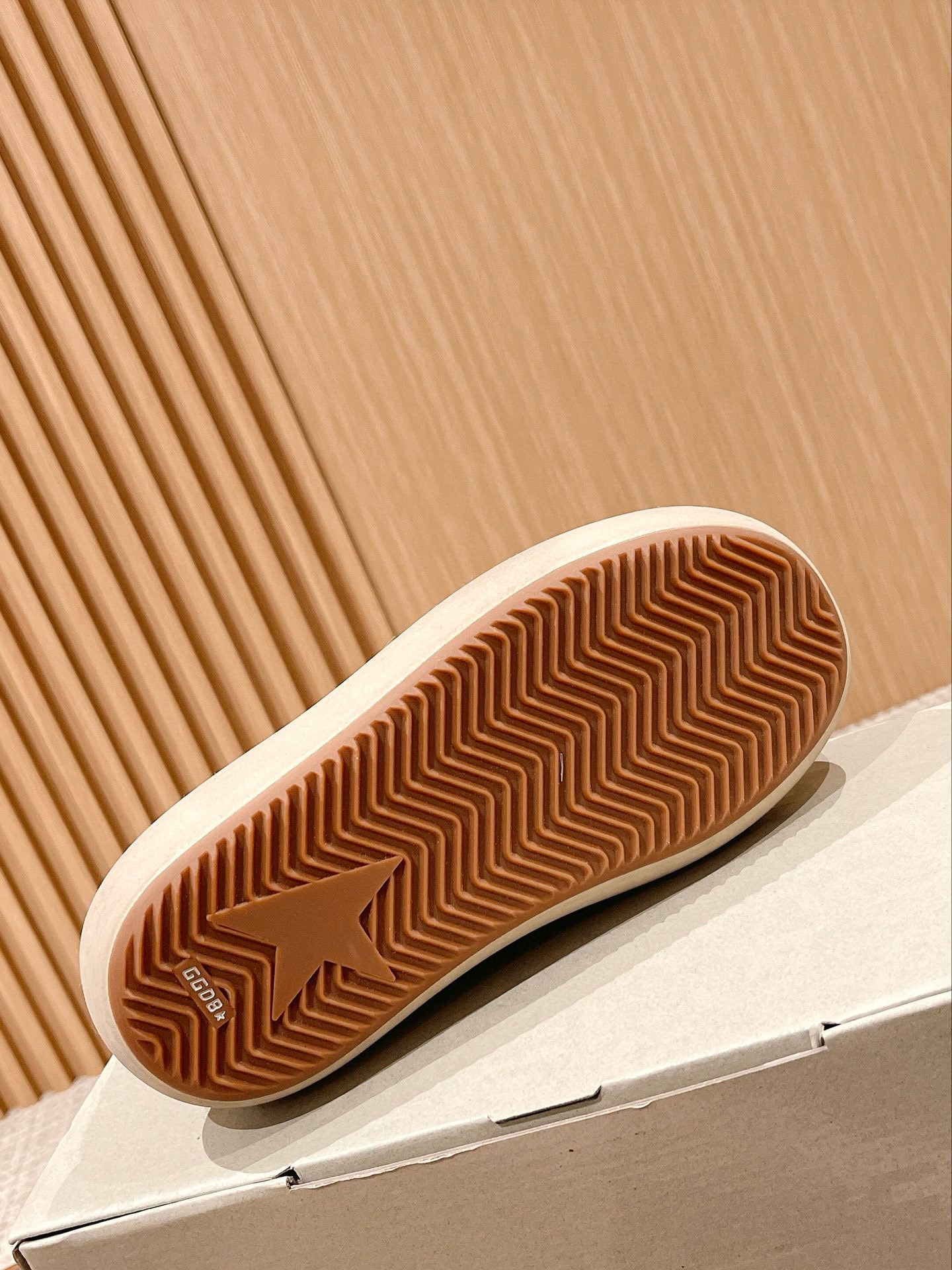 Golden Goose Sneaker