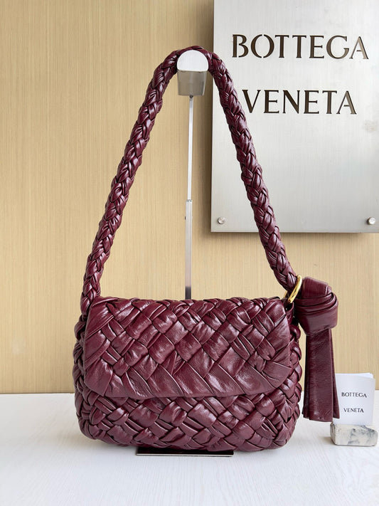 BV Kalimero Citta Shoulder Bag 25x18x5.5cm