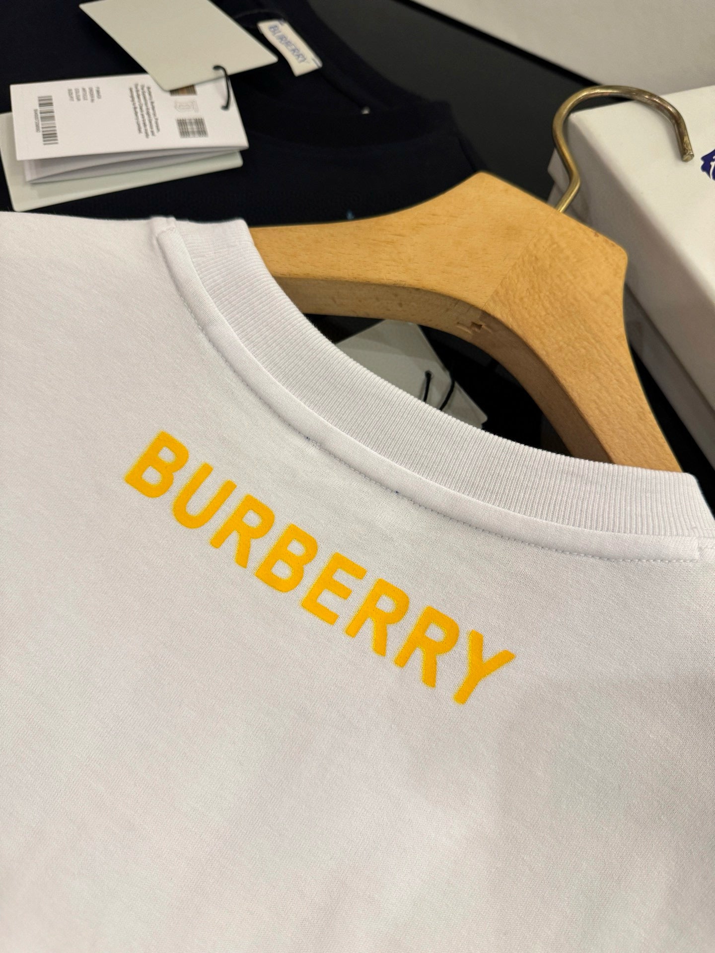 Burberry T-Shirt