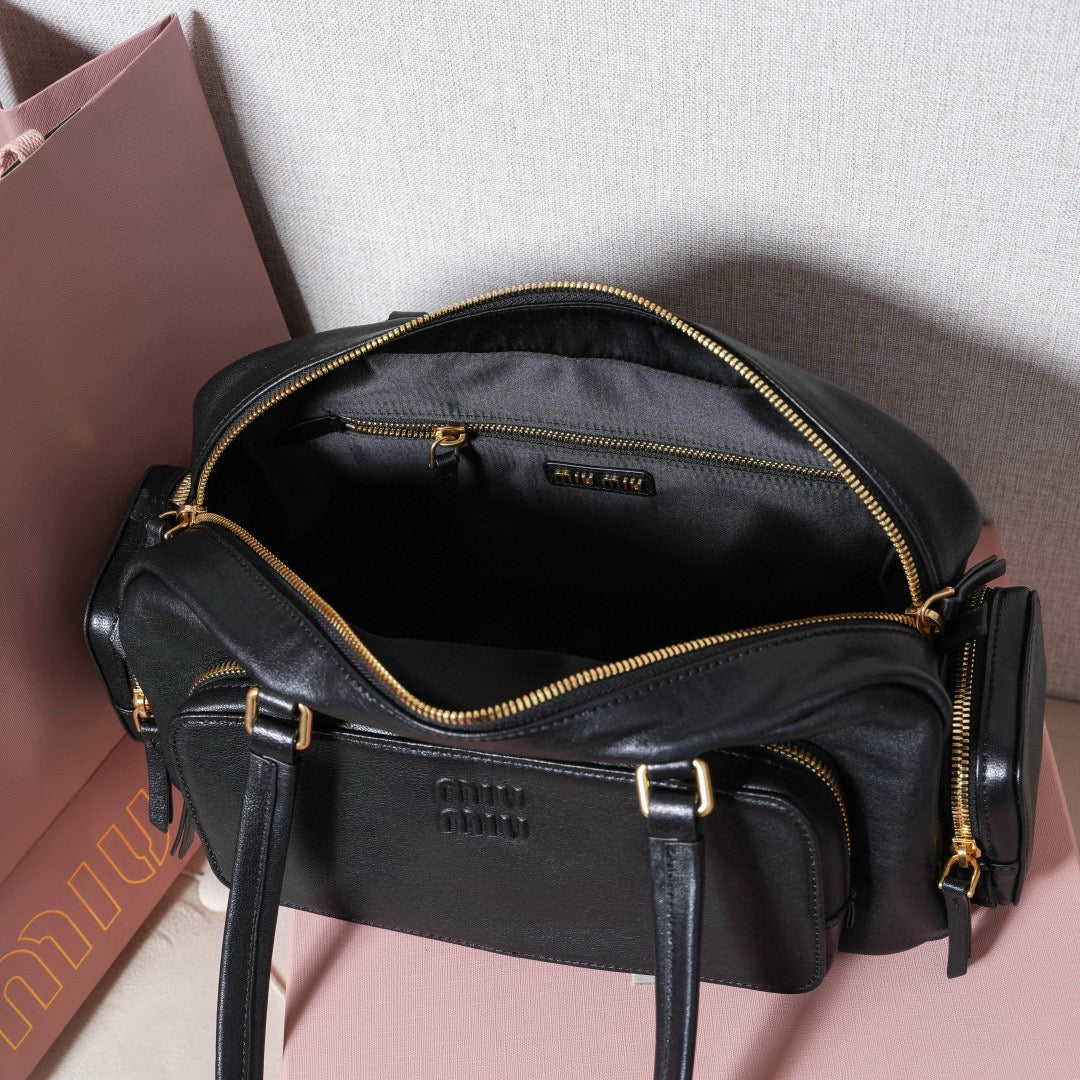 Miu Miu Handbag 32x15.5x11cm