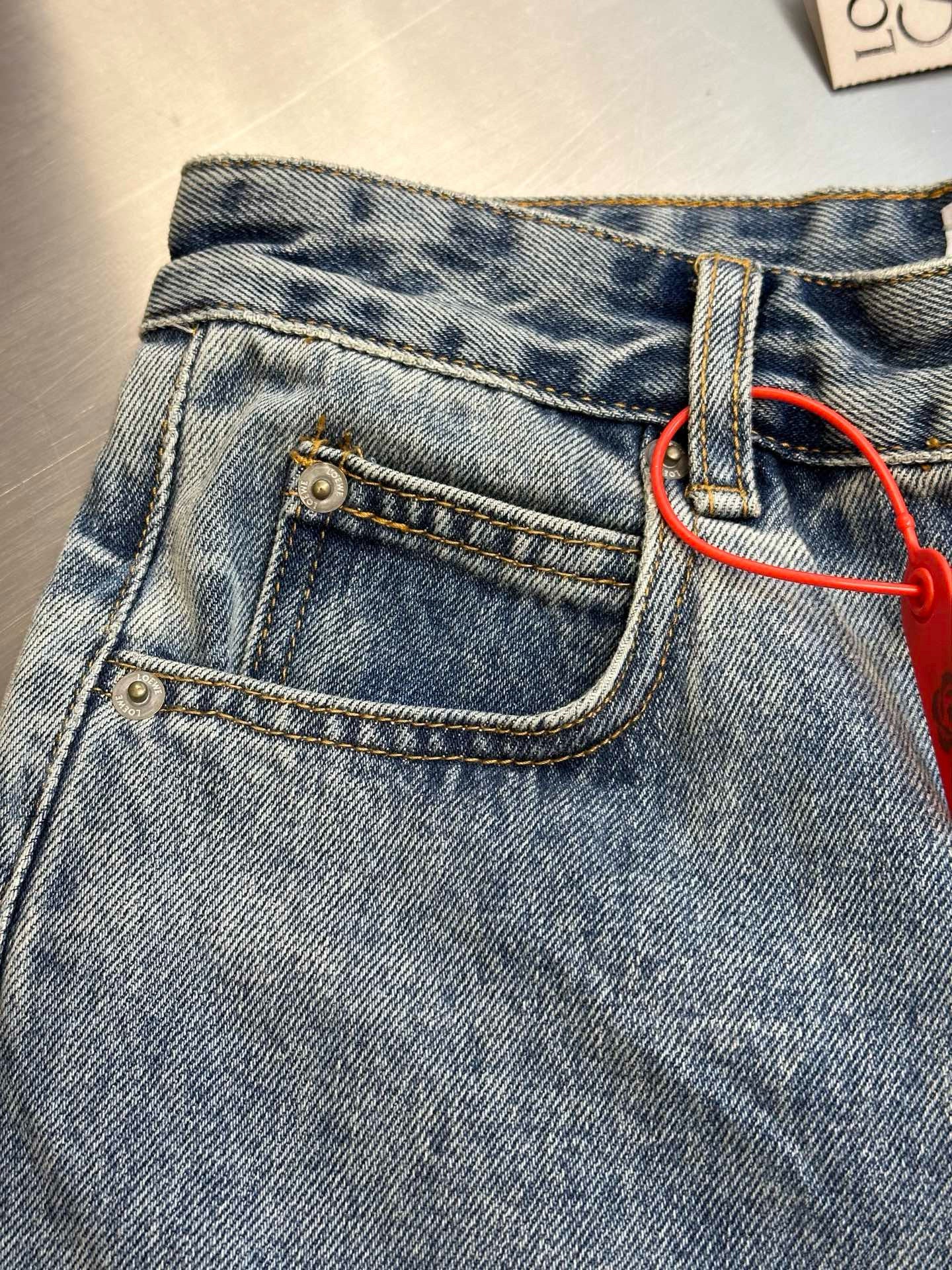 Loewe Jean