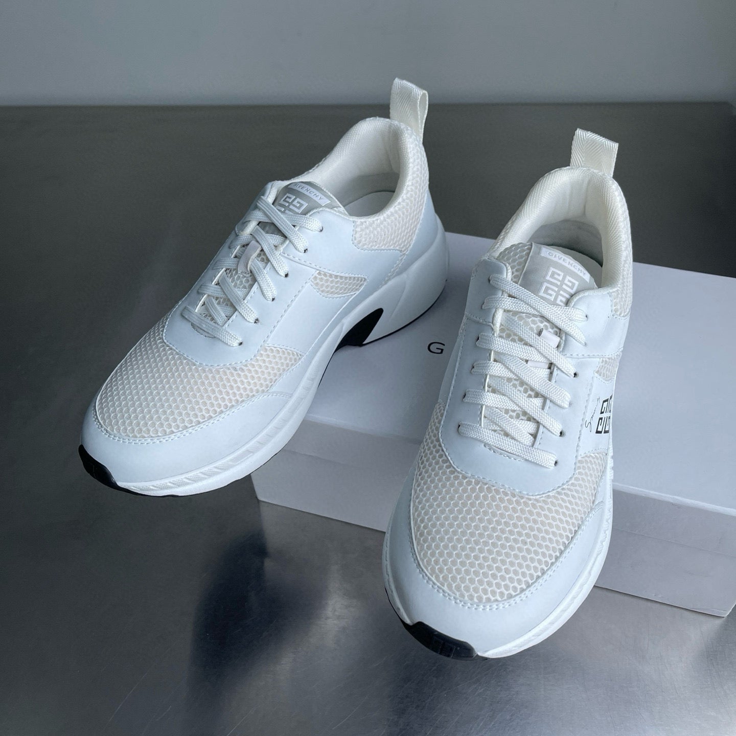Givenchy Sneakers