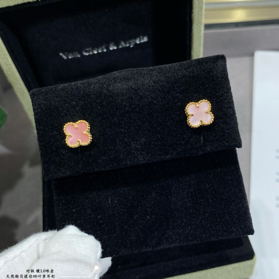 Van Cleef & Arpels Earrings