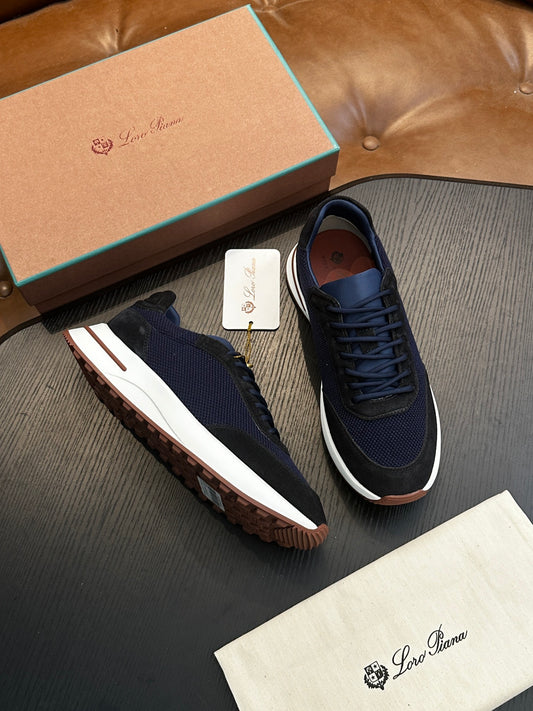 LP Sneakers