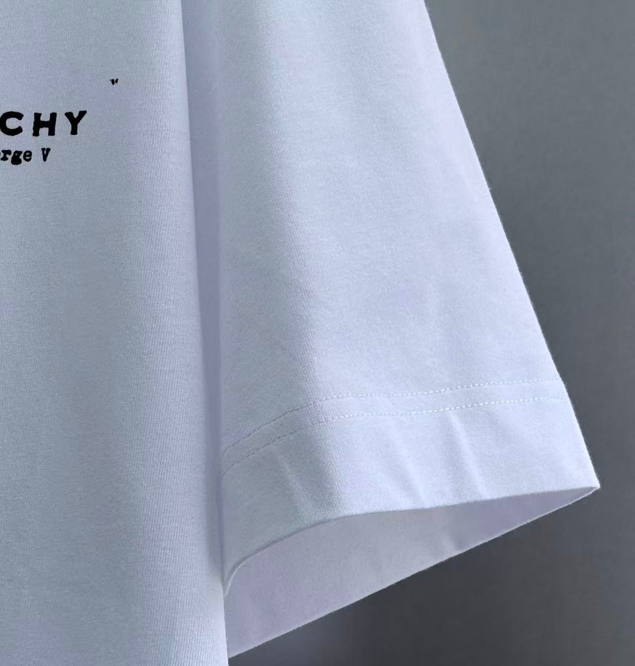 Givenchy T-Shirt