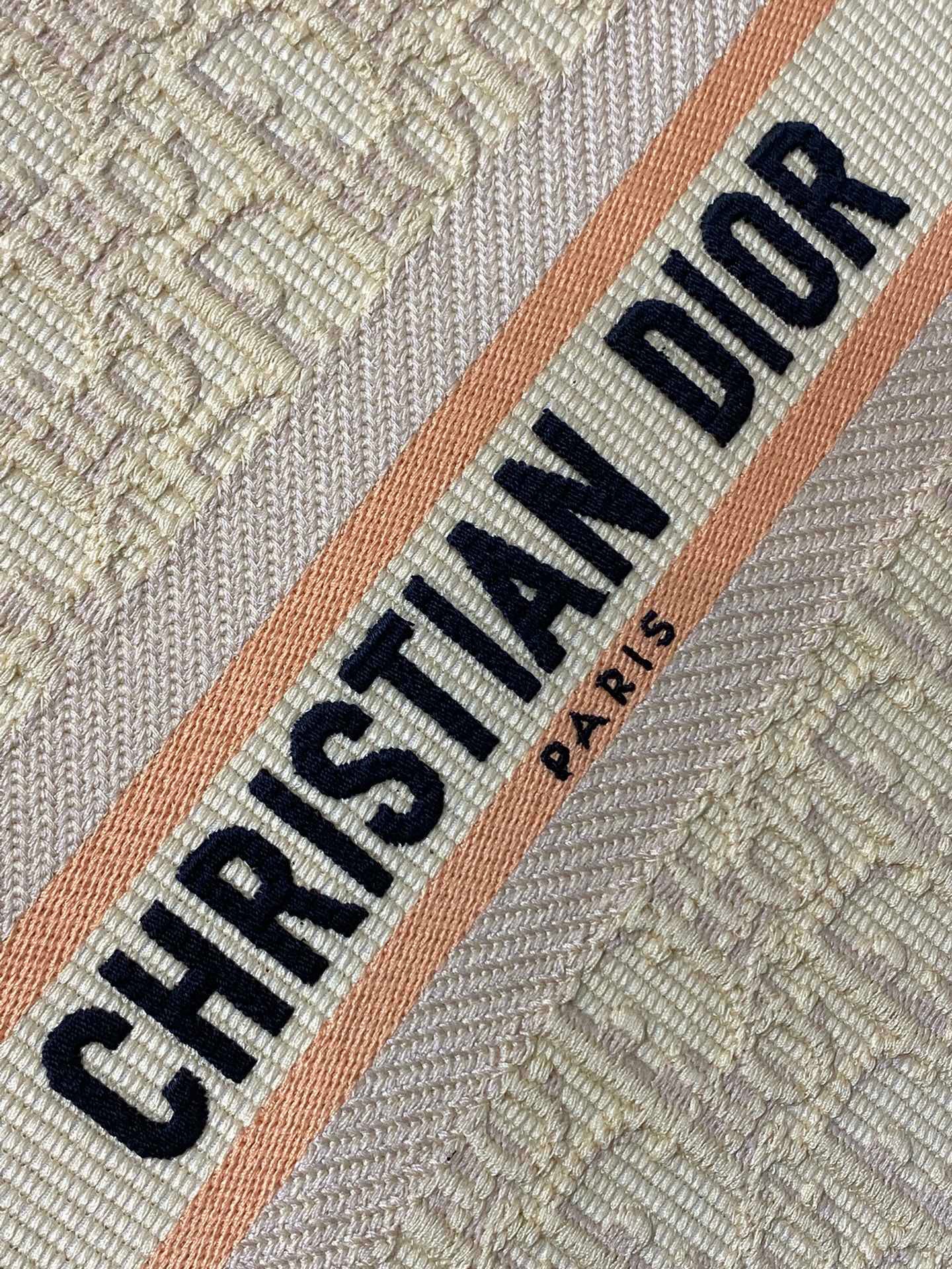 Dior Tote  26x12x21cm