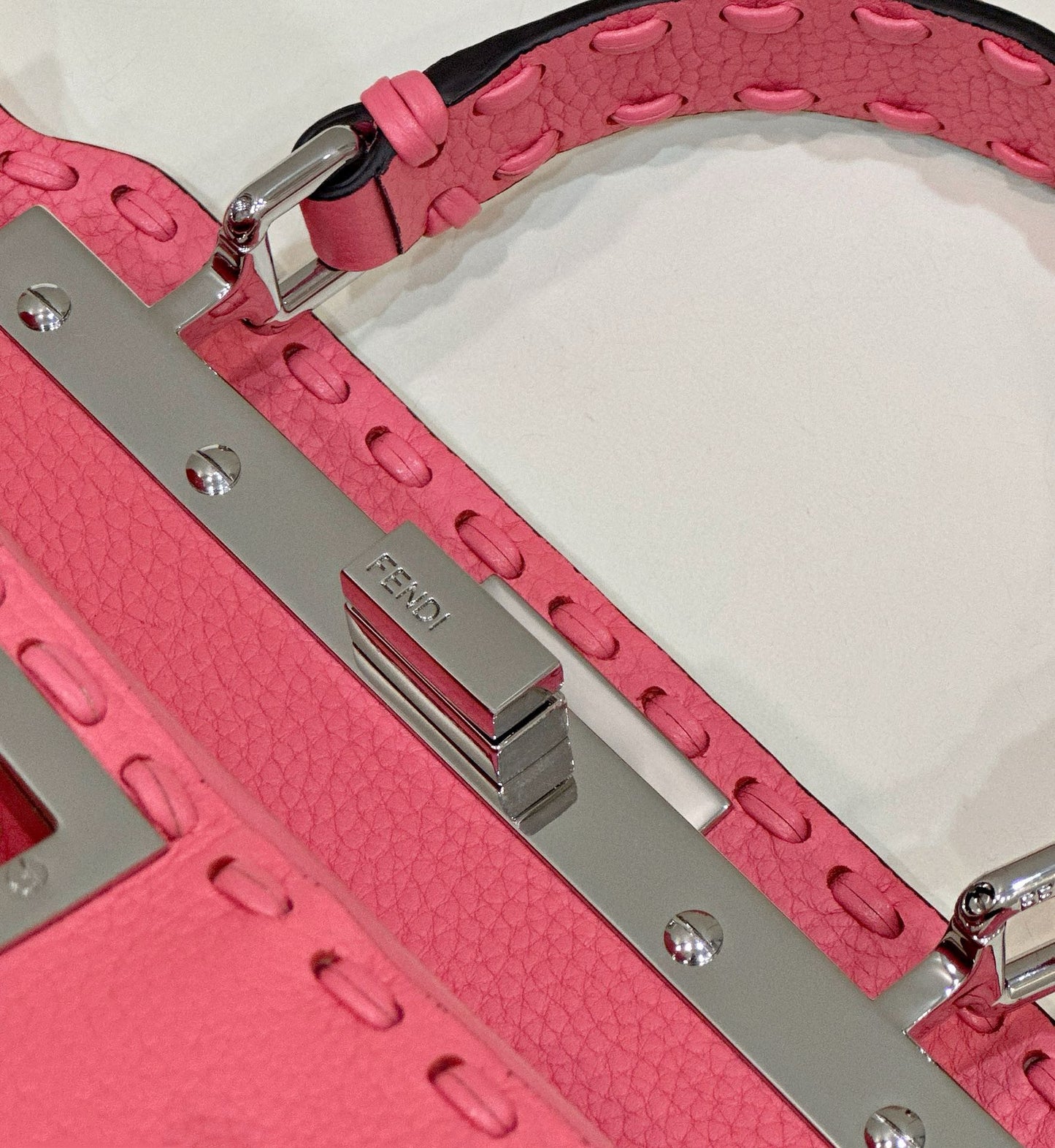 Fendi Peekaboo Bag (23.5x12x20 cm)