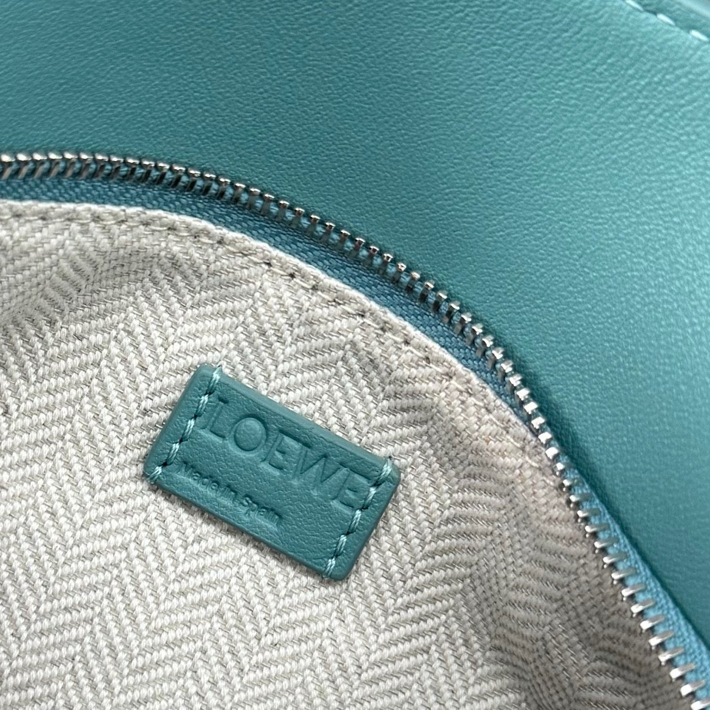 Loewe Puzzle Bag 17.5x7.5x11.5CM