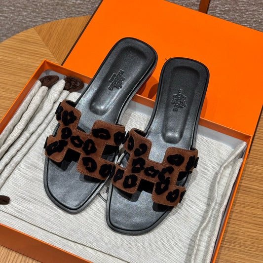 Hermes Slippers