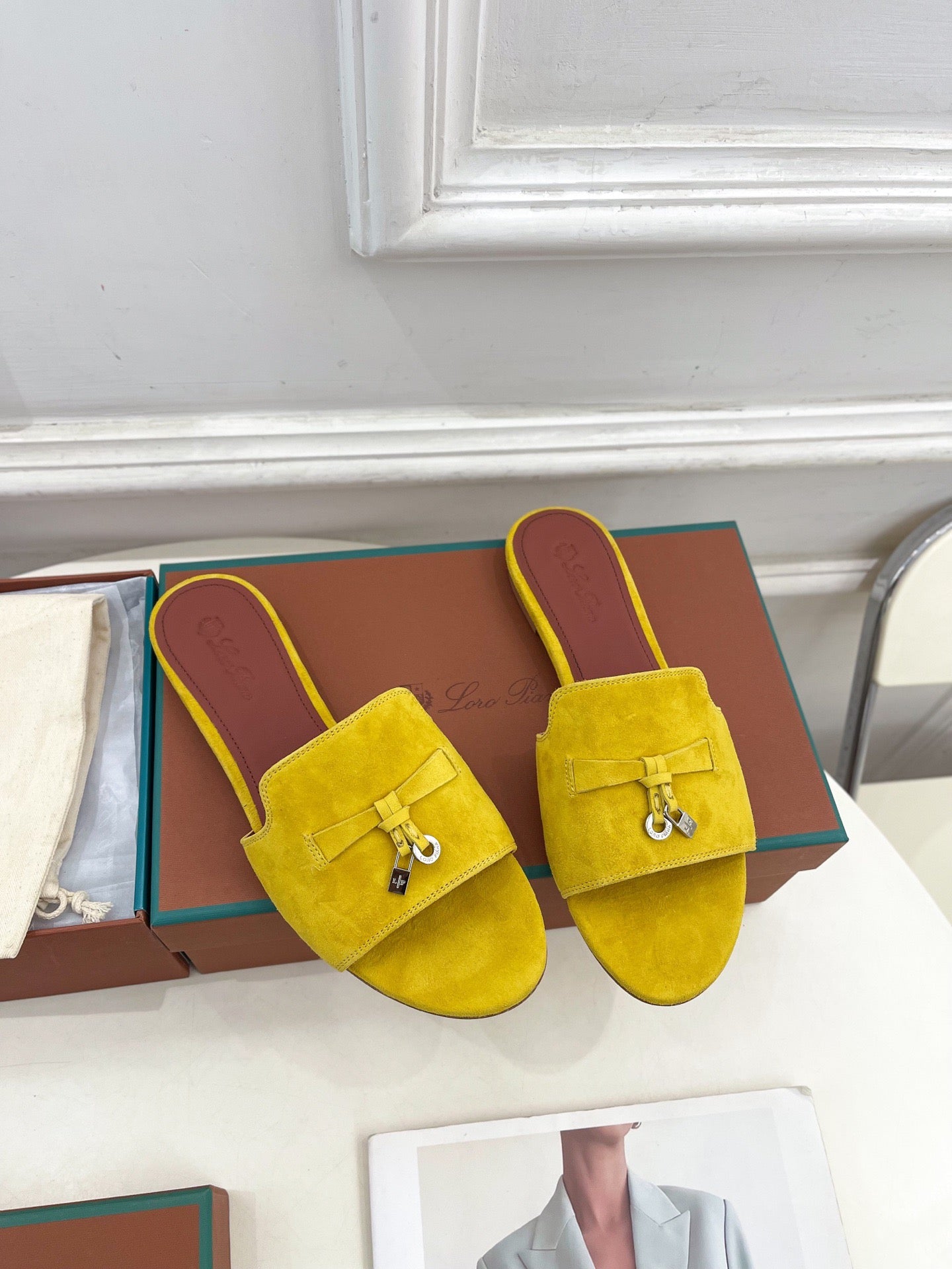 LP Sandals