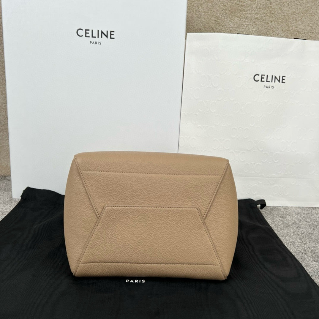Celine Sangle Bucket