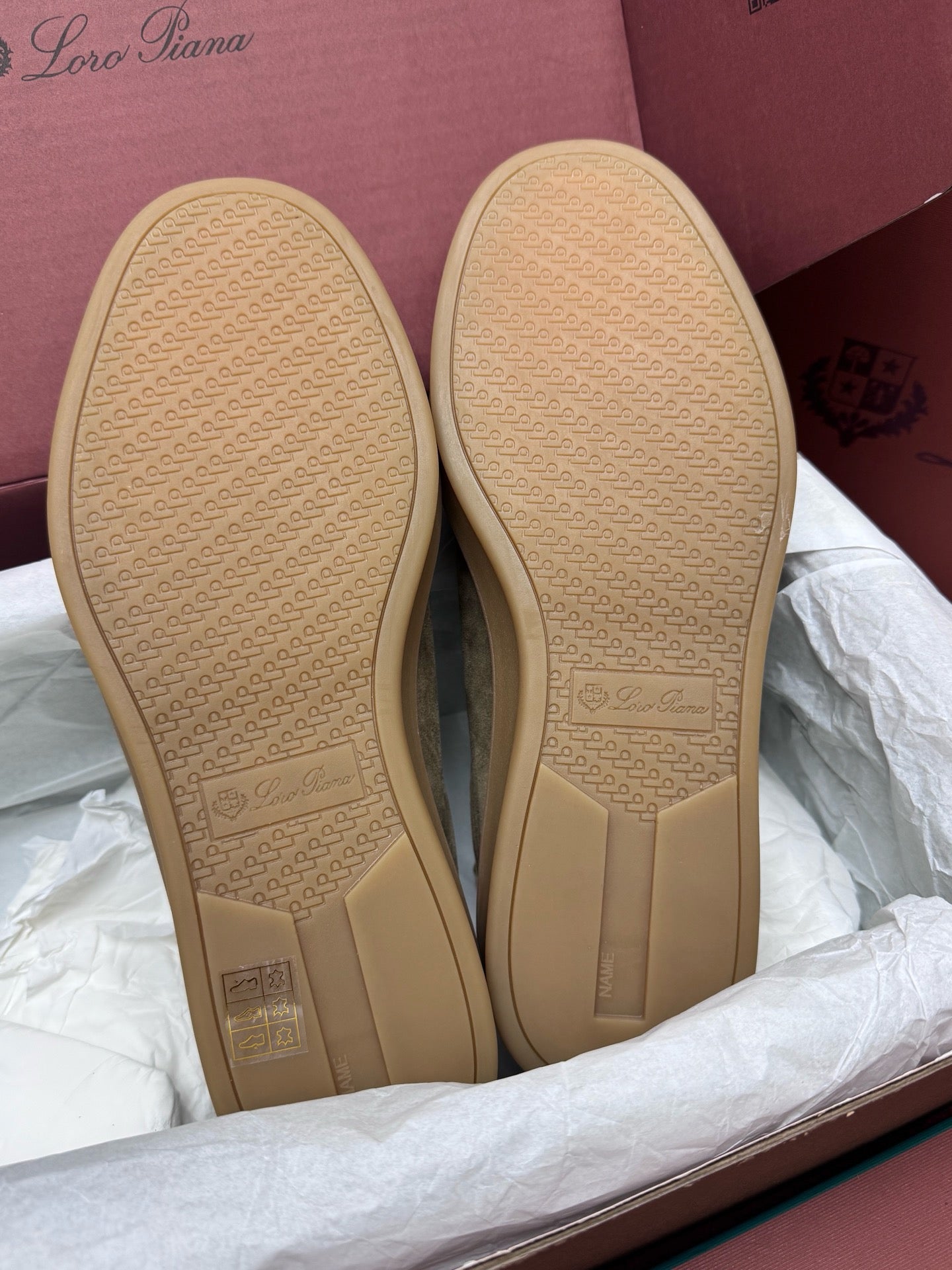 LP Sneaker