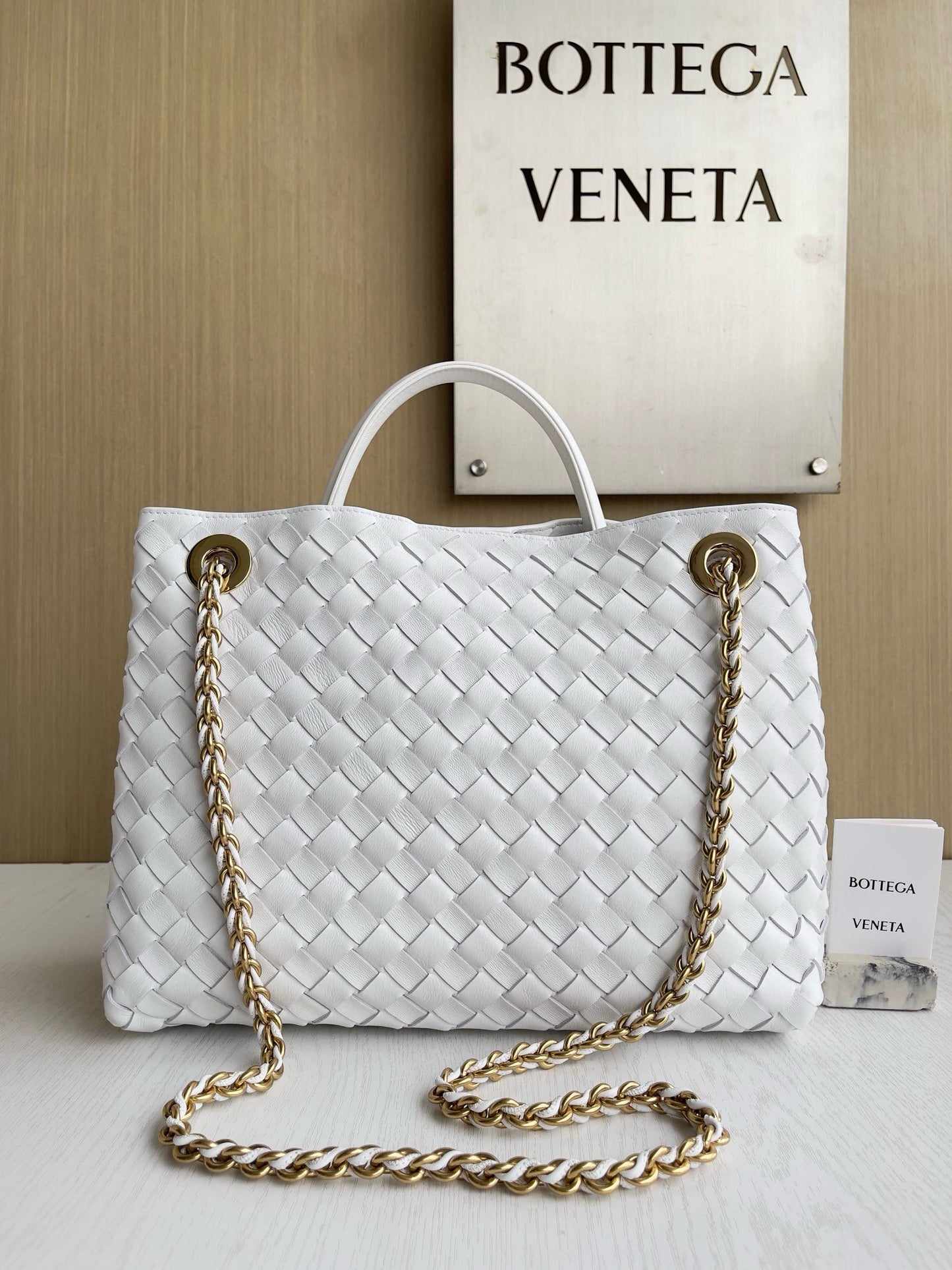 BV Andiamo Chain Bag 32x24x12cm