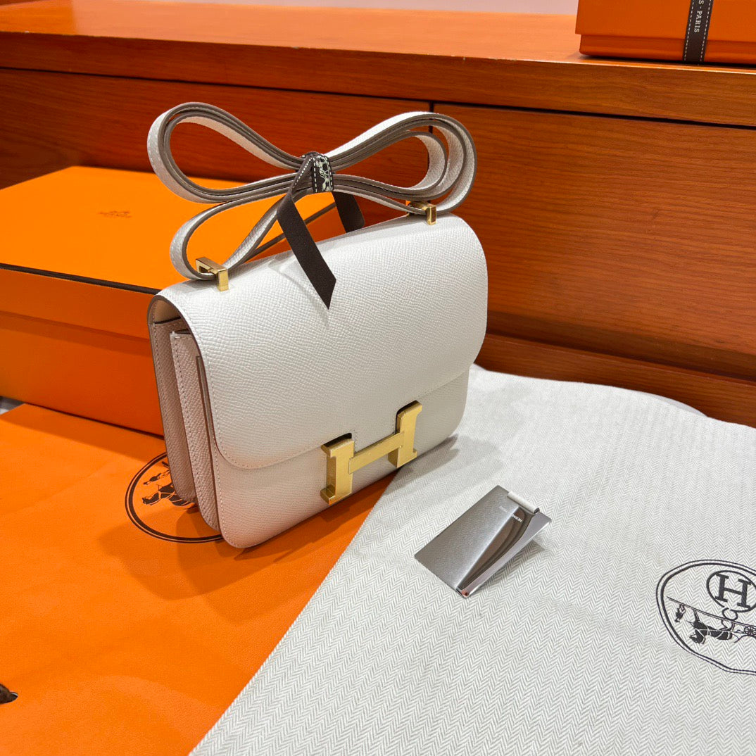 Hermes Constance 19