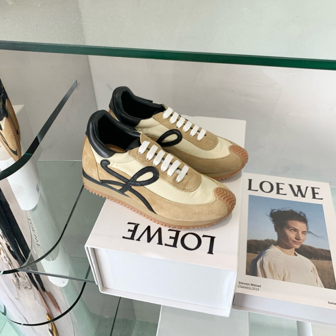 Loewe Sneakers