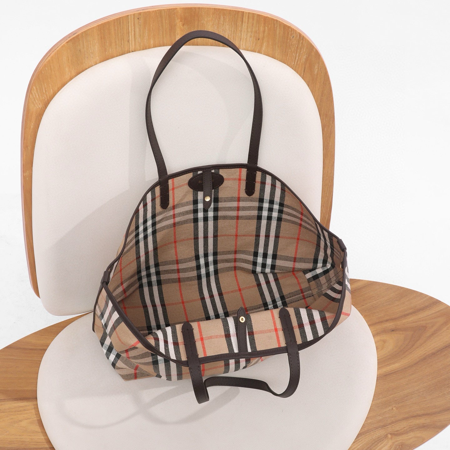 Burberry Highlands Shoulder Bag(38CM*16.5CM*28CM)