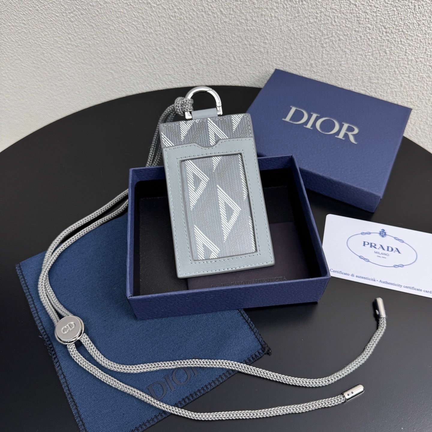 Dior Vertical Cardholder