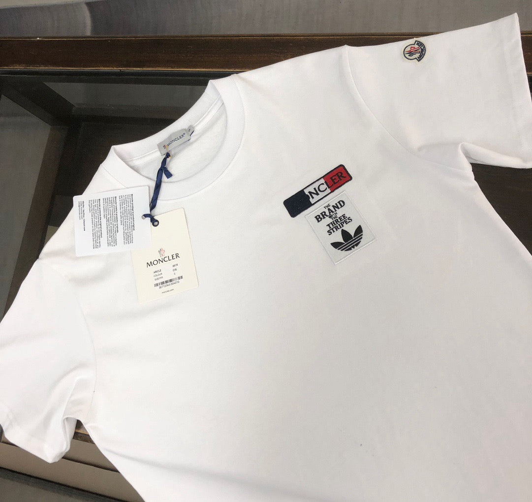 Moncler T-shirt