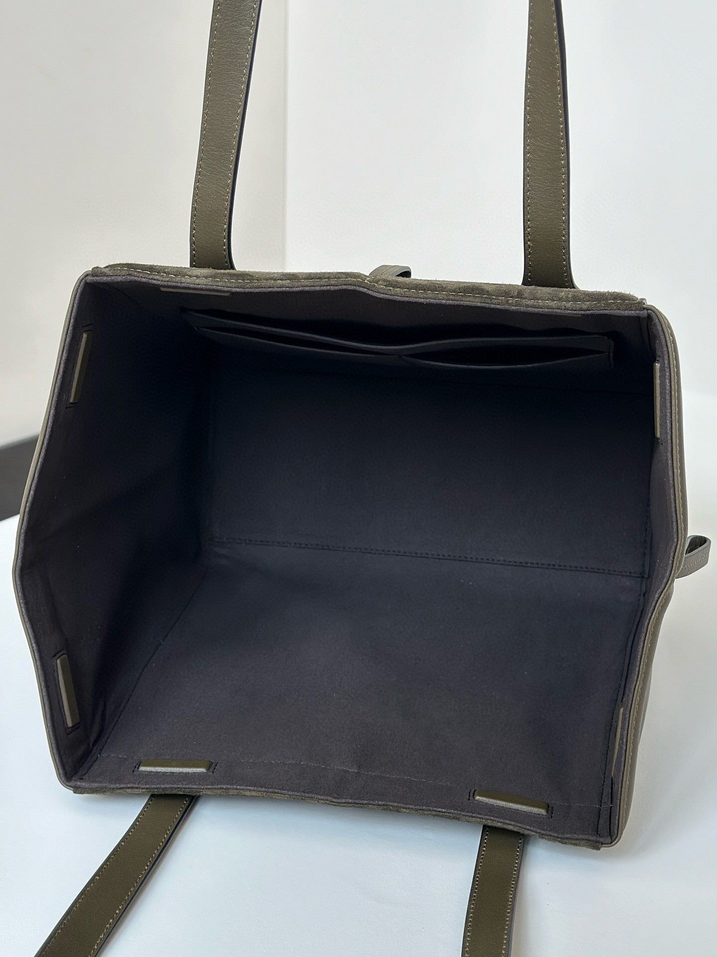 Fendi Tote  27x15x27