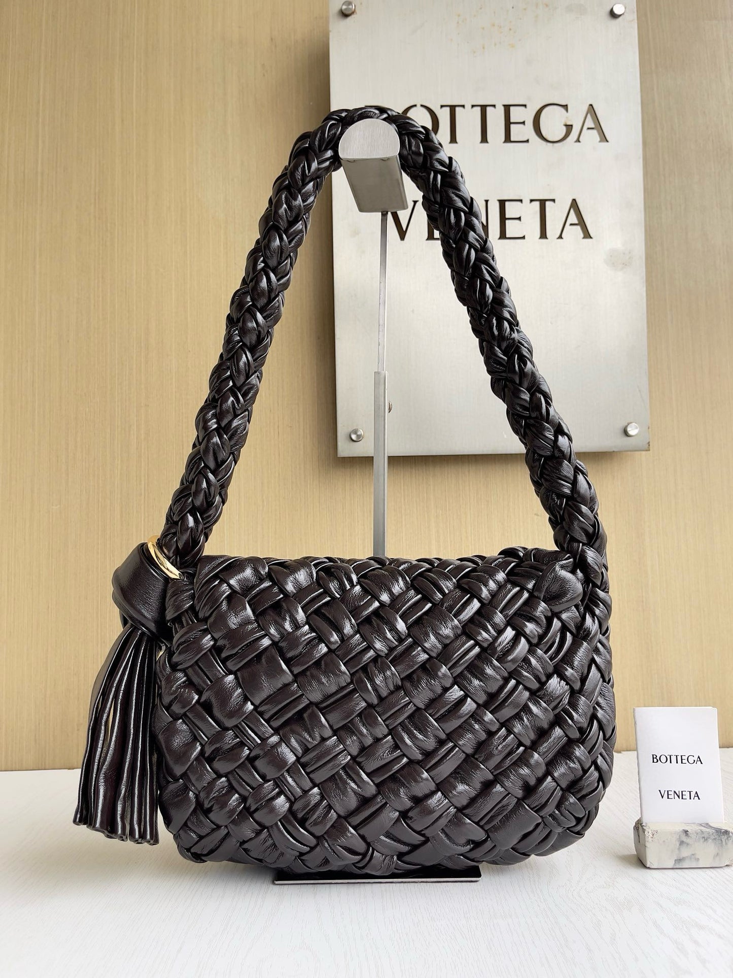 BV Kalimero Citta Shoulder Bag 25x18x5.5cm