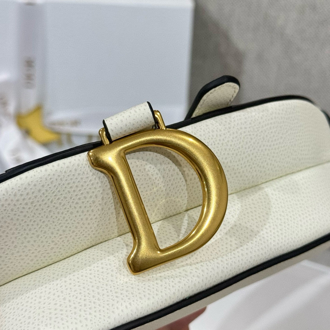 Dior Saddle Bag