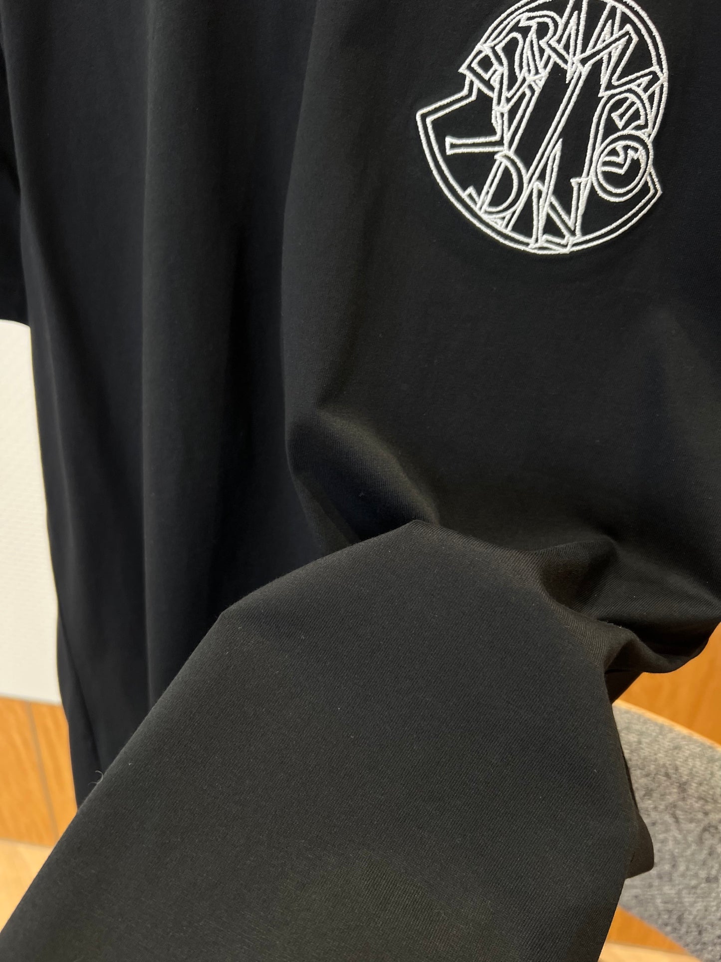Moncler T-shirt