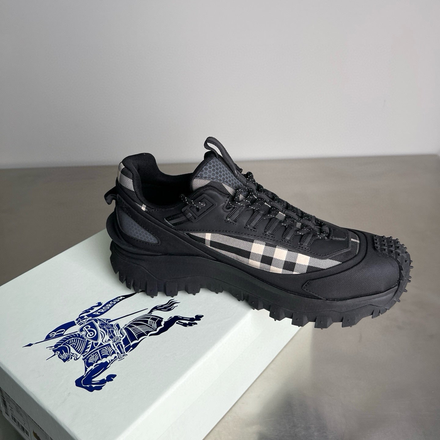 Burberry Sneakers