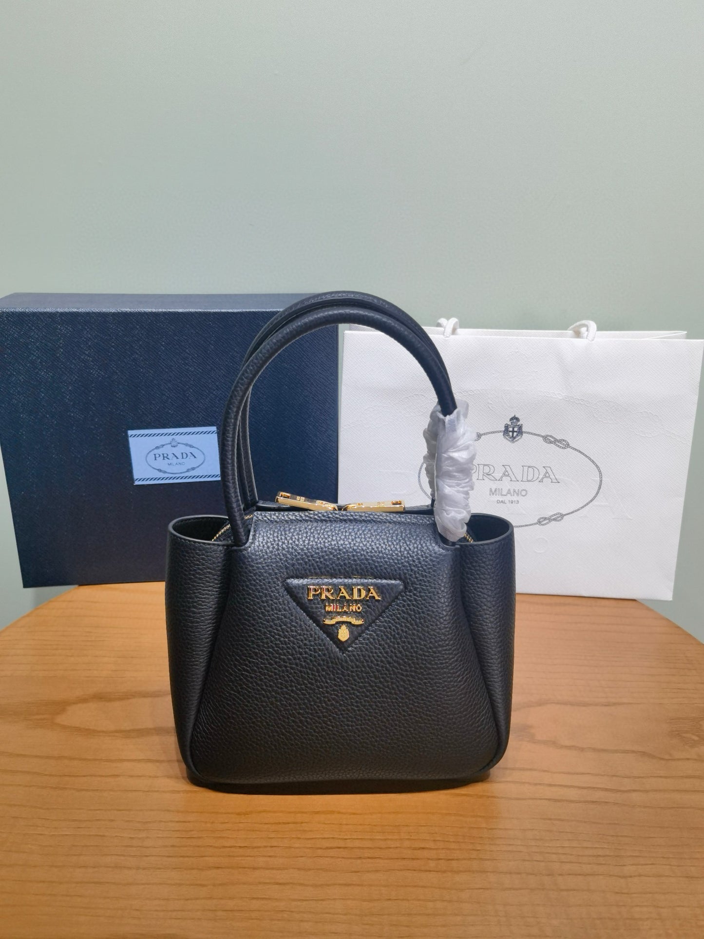 PD Small Leather Tote Bag 19.5x18x9cm