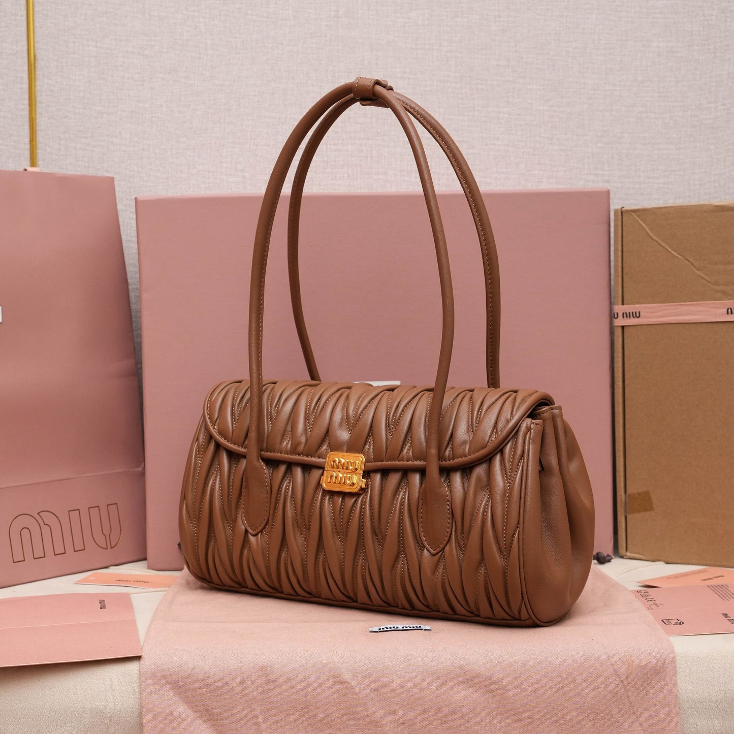 Miu Miu Shoulder Bag 28x15x11cm